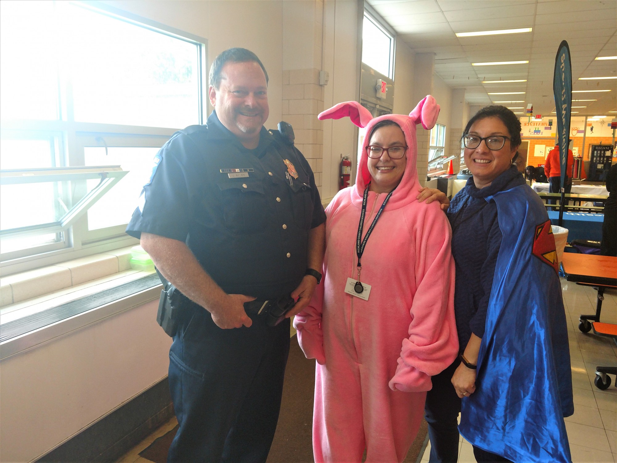 /upload/images/photo_album/2019_trunk_or_treat_sherman_elem_8